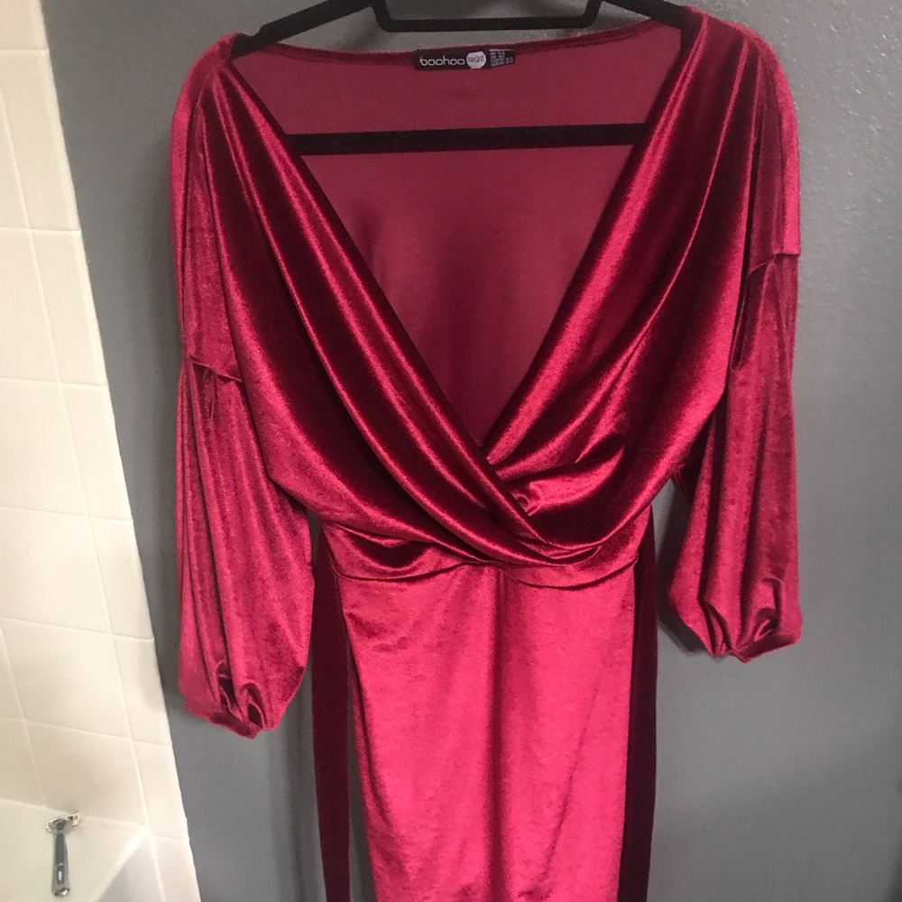 Velvet dress never worn